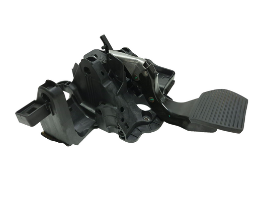 2014 Fiat 500l Brake Pedal OEM