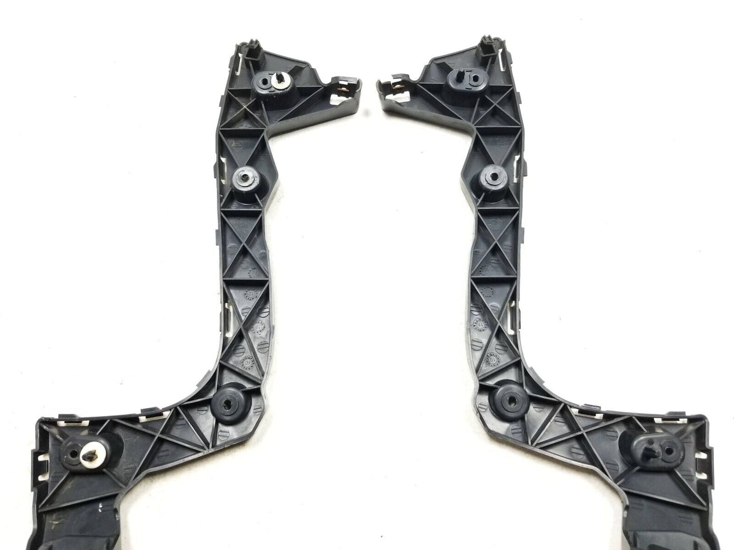 12 - 14 Ford Focus Rear Bumper Bracket OEM