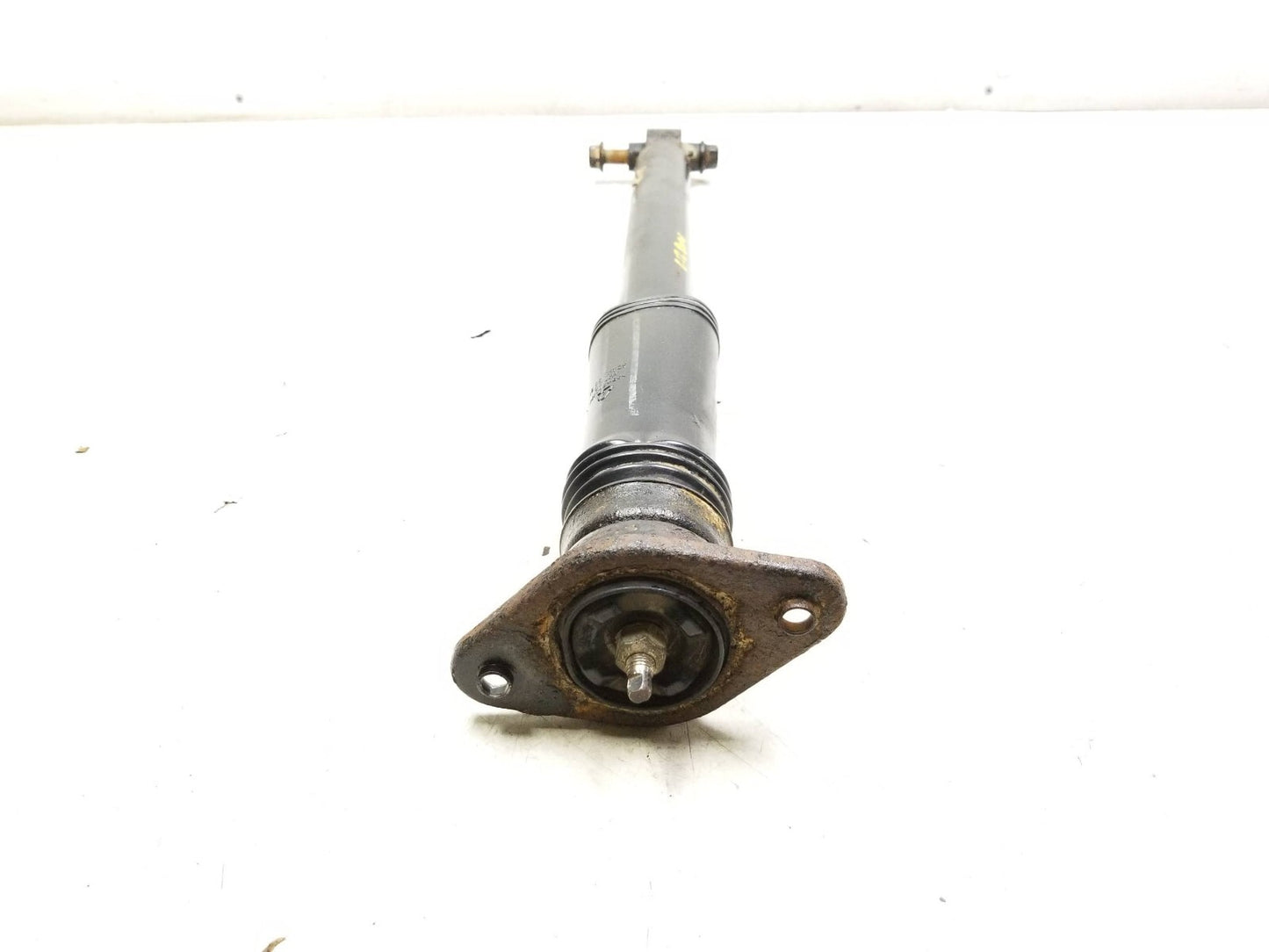 2011 - 2013 Kia Sportage AWD Rear Shock Strut Absorber Left & Right OEM