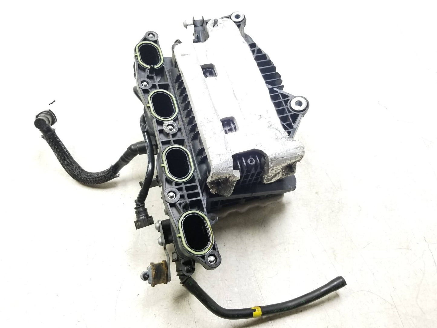 2018 Alfa Romeo Stelvio Intake Manifold 2.0 L OEM