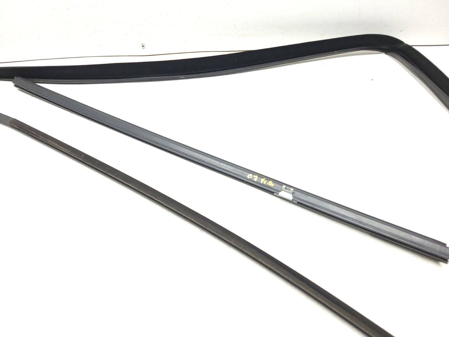 07-13 BMW E70 X5 Door Window Chanel Trim & Seal Front Driver Side Left 4pcs OEM