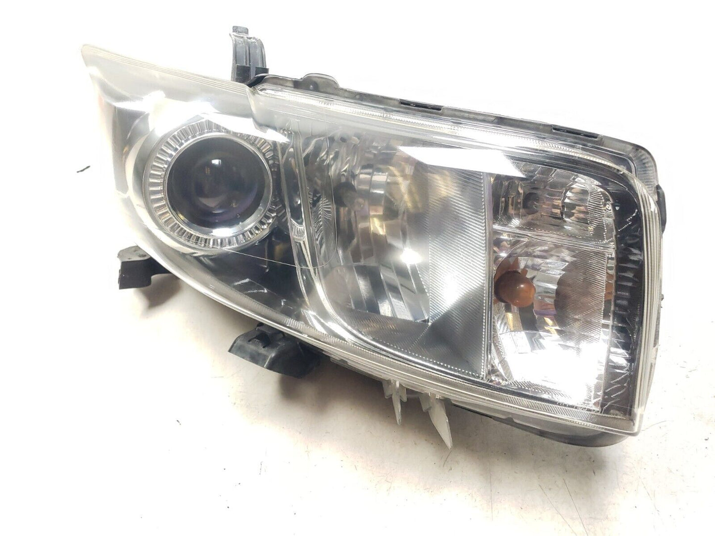 08 - 15 Scion Xb Headlight Driver Passenger Side Pair OEM