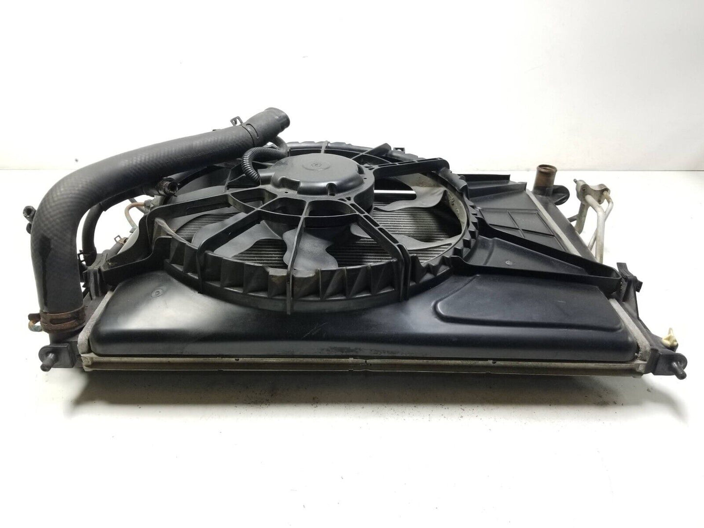 06 07 08 09 10 Hyundai Azera Radiator Condenser Cooling Fan 3.8l OEM