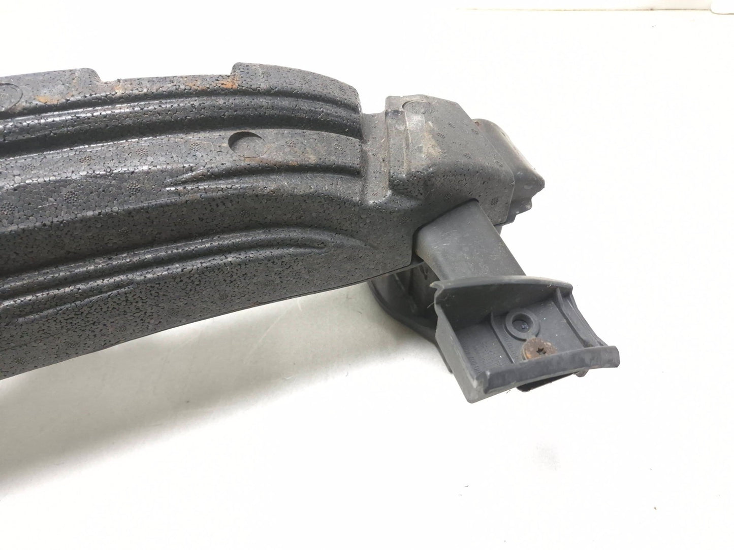 2011 Volkswagen Tiguan 2.0l Front Bumper Reinforcement OEM