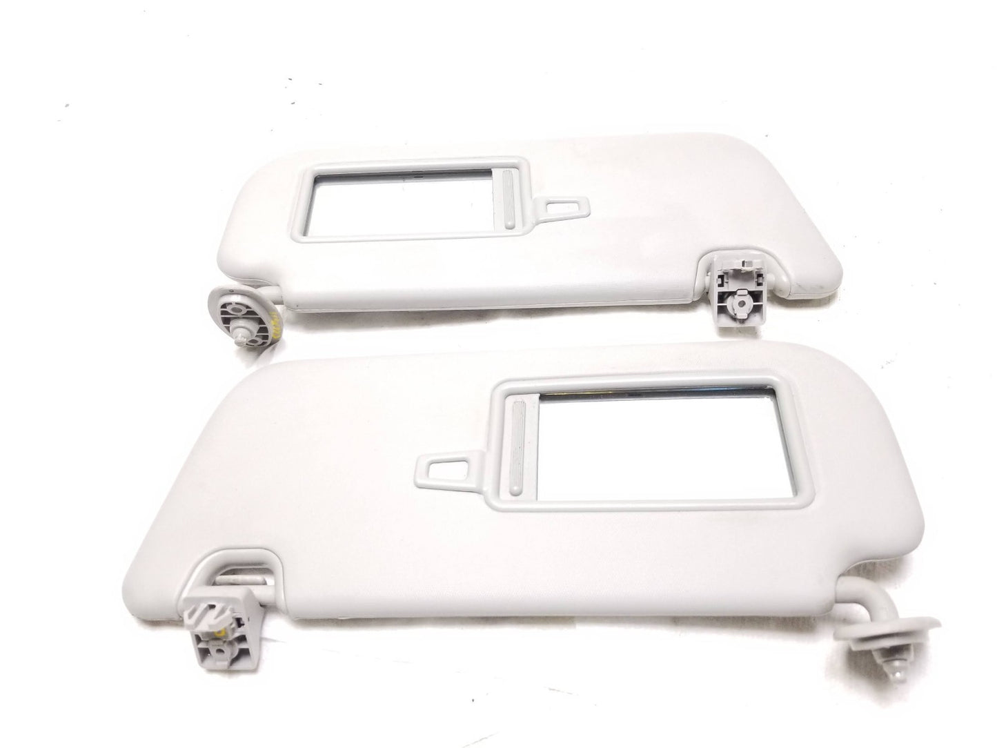 2014 - 2019 Kia Soul Body Sun Visor Pair OEM