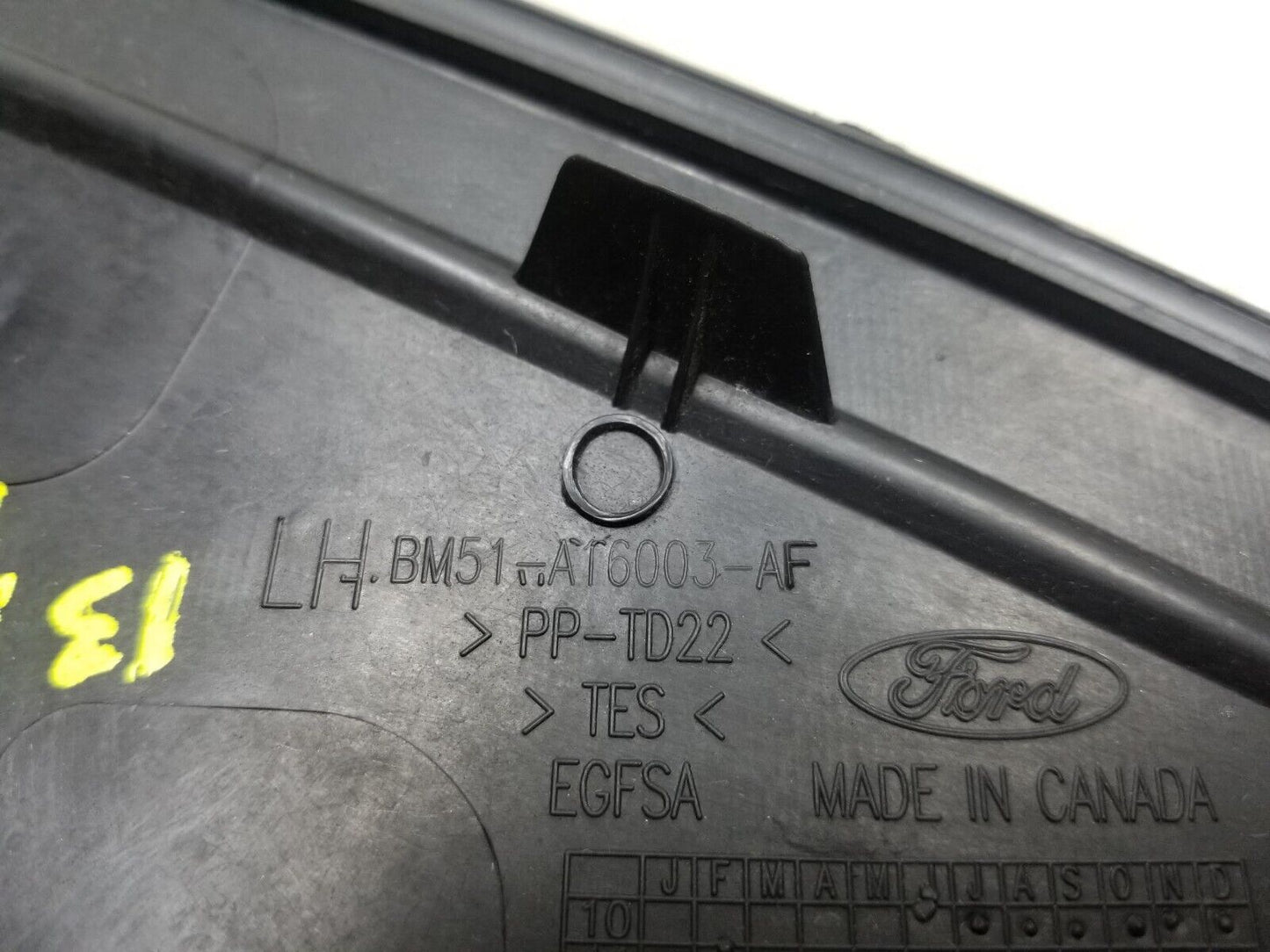 12 - 18 Ford Focus Fender Corner Trim Molding Front Driver Side Left OEM