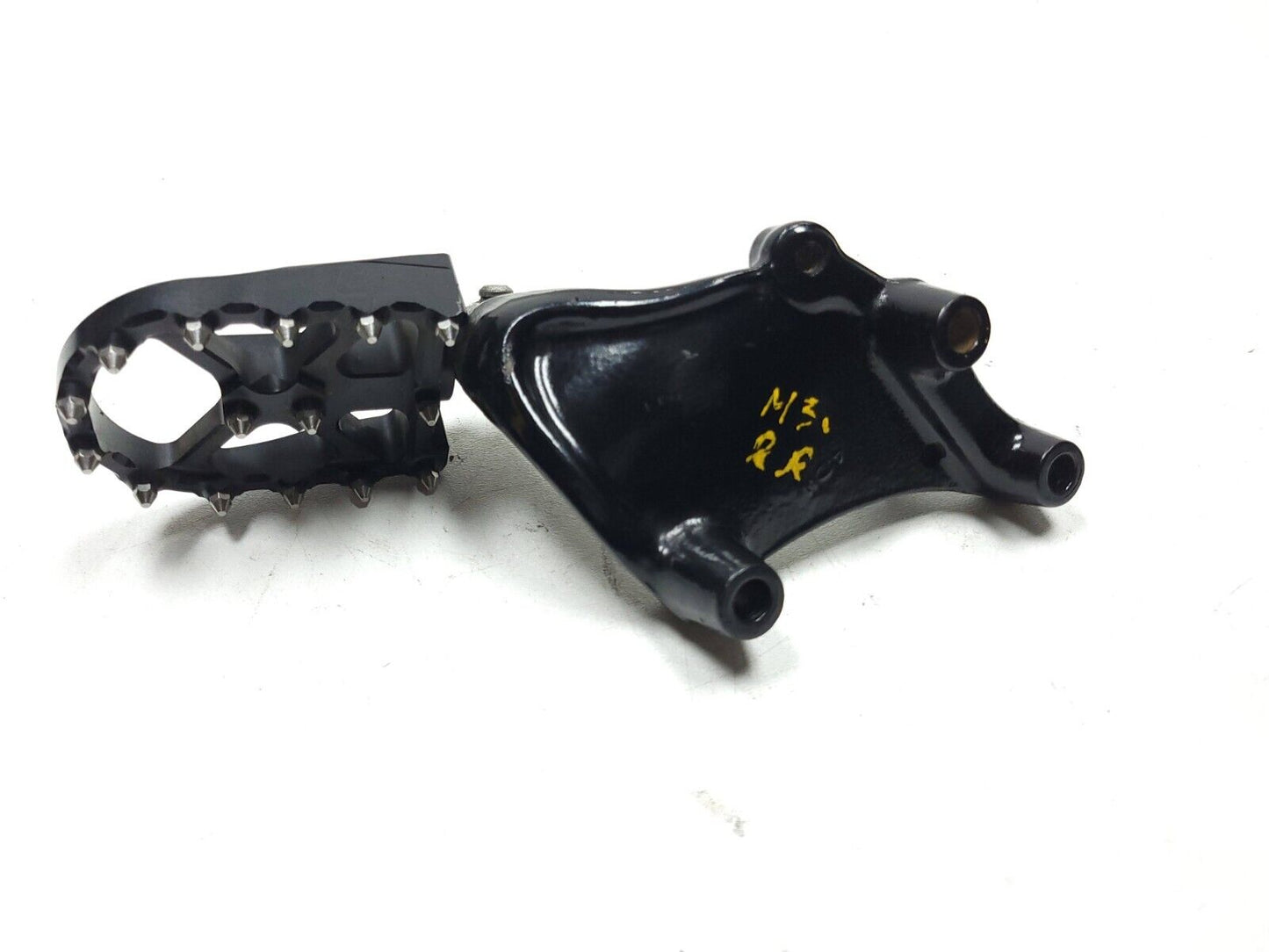 Harley-davidson Forty Eight Xl1200 Xl883 Foot Peg & Bracket Front & Rear Flo