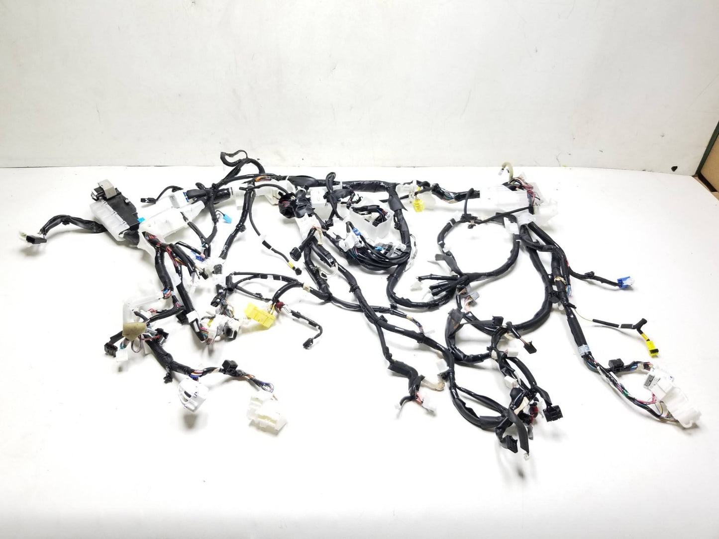 11-17 Lexus CT200h Dash Wire Harness 82141-76282 Oem✅