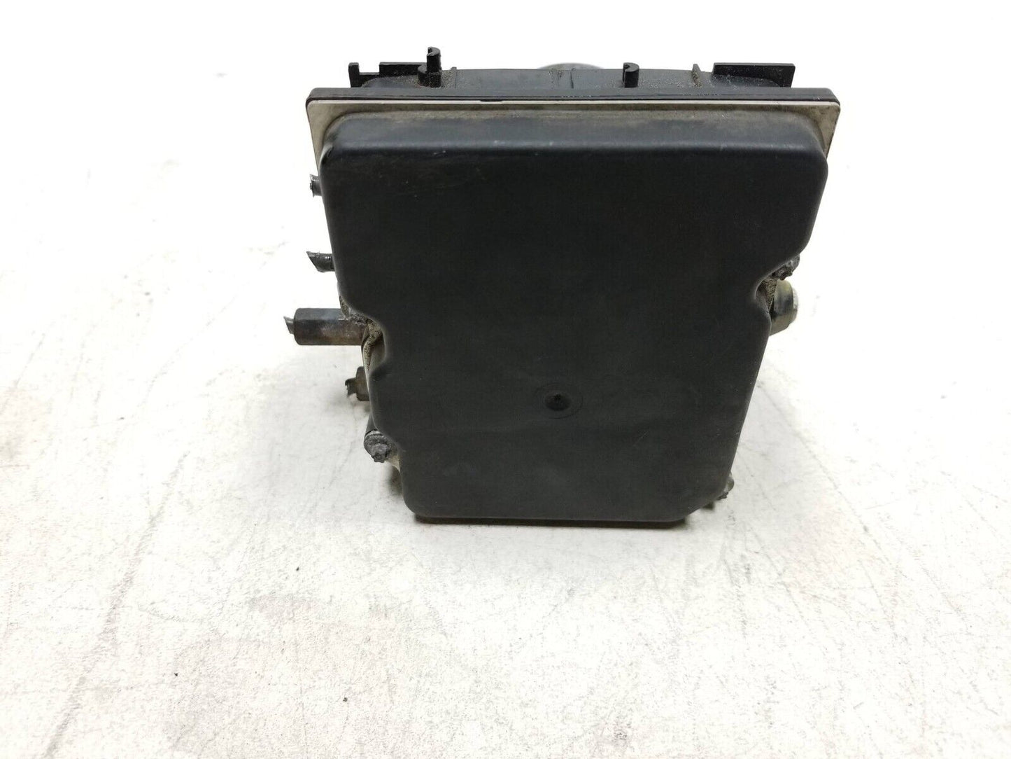 2010-2011 Toyota Camry Abs Anti Lock Brake Pump 2.5l OEM
