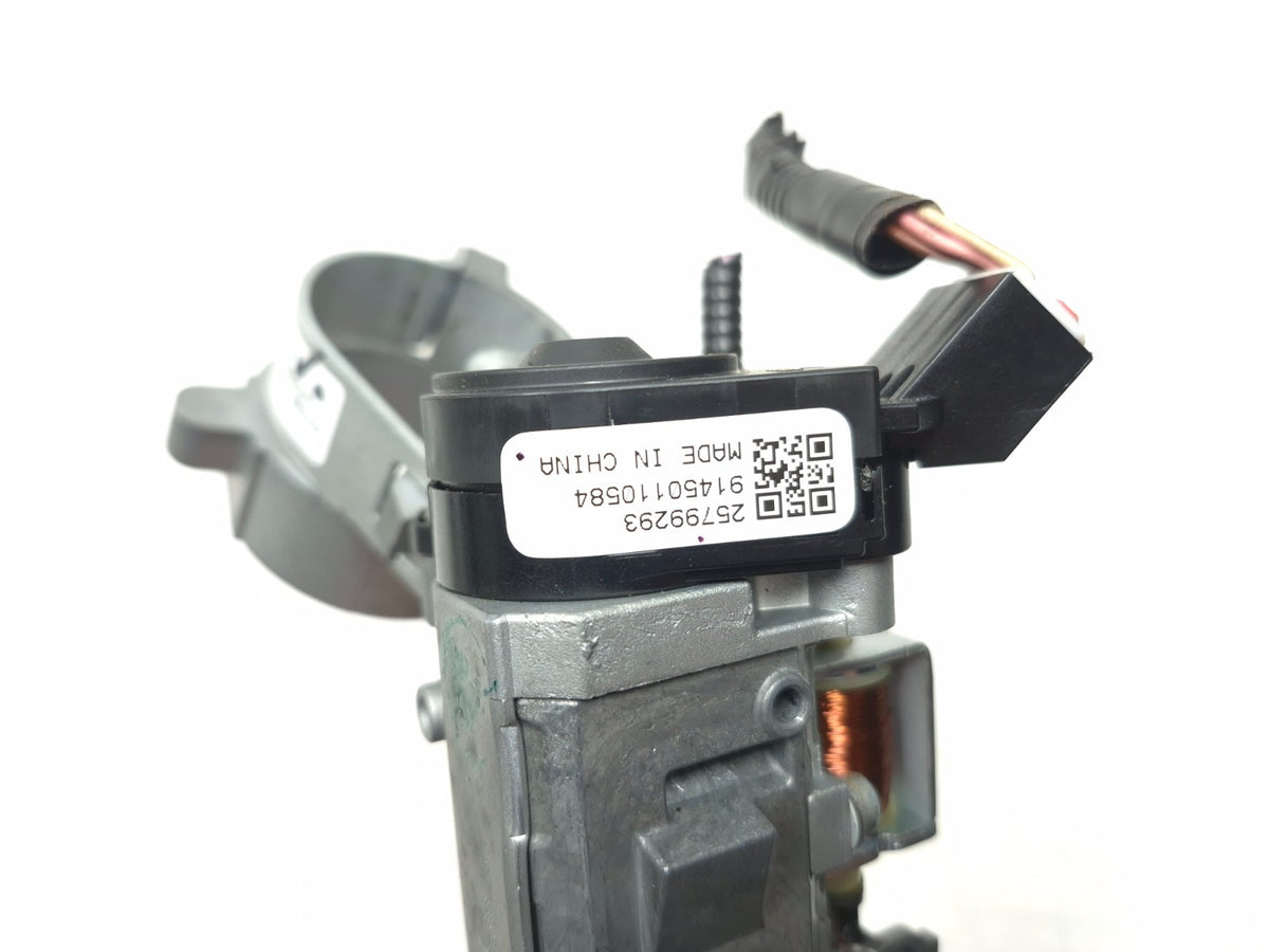 2010 Chevrolet Equinox Ignition Switch Lock Cylinder & Key OEM