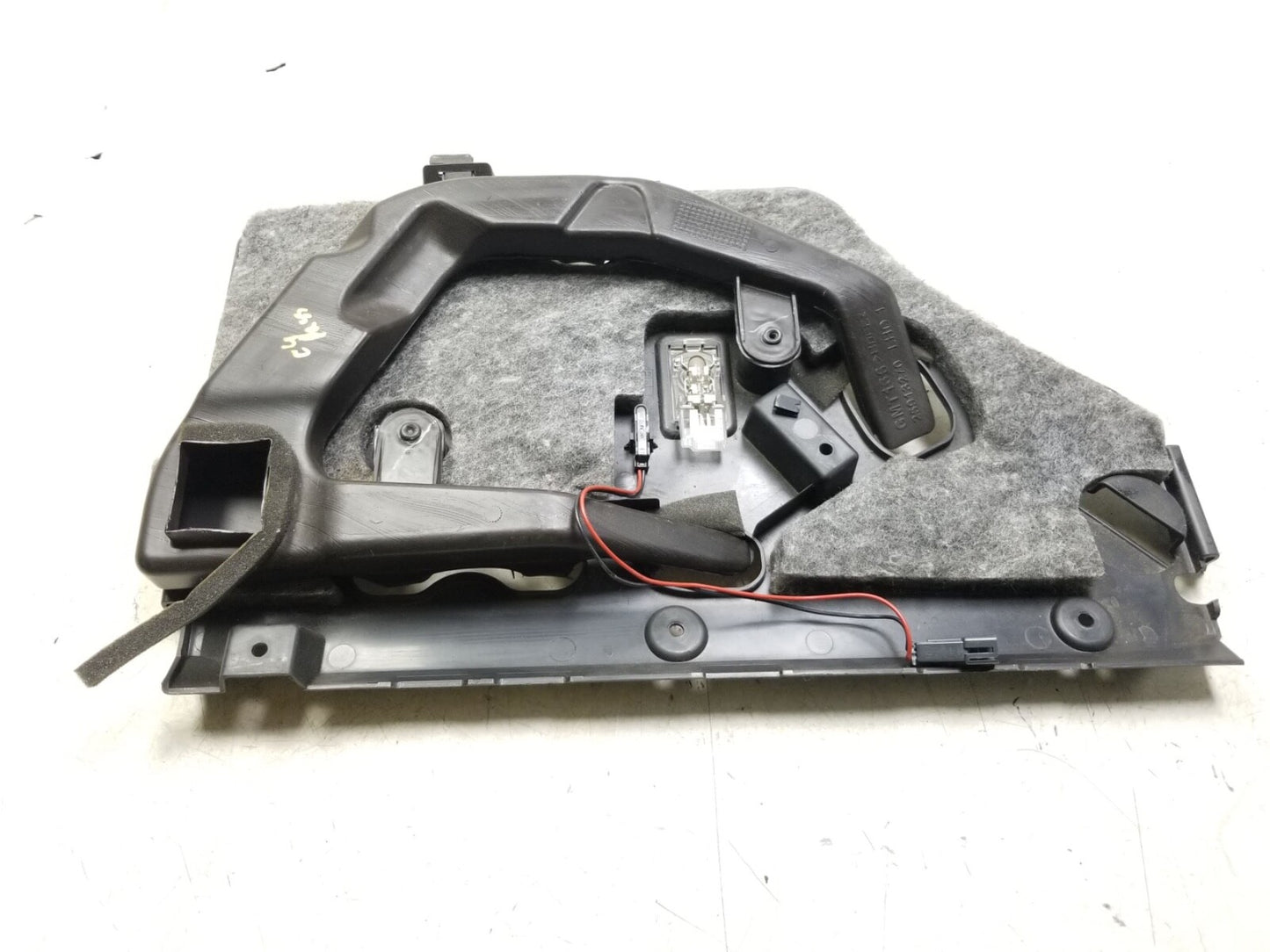 2010 - 2016 Cadillac SRX Front Under Dash Right Side Air Vent Duct Guide OEM