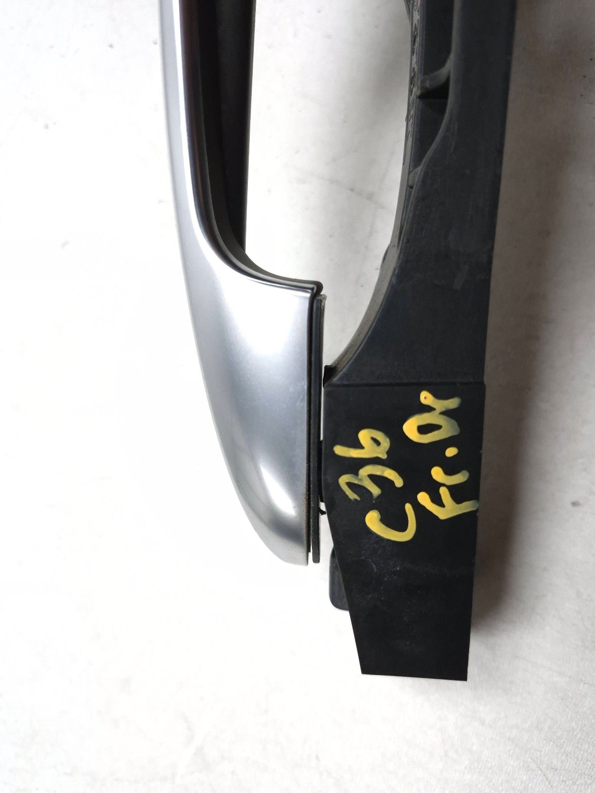2014 Fiat 500l Exterior Door Handle Front Driver Side Left OEM