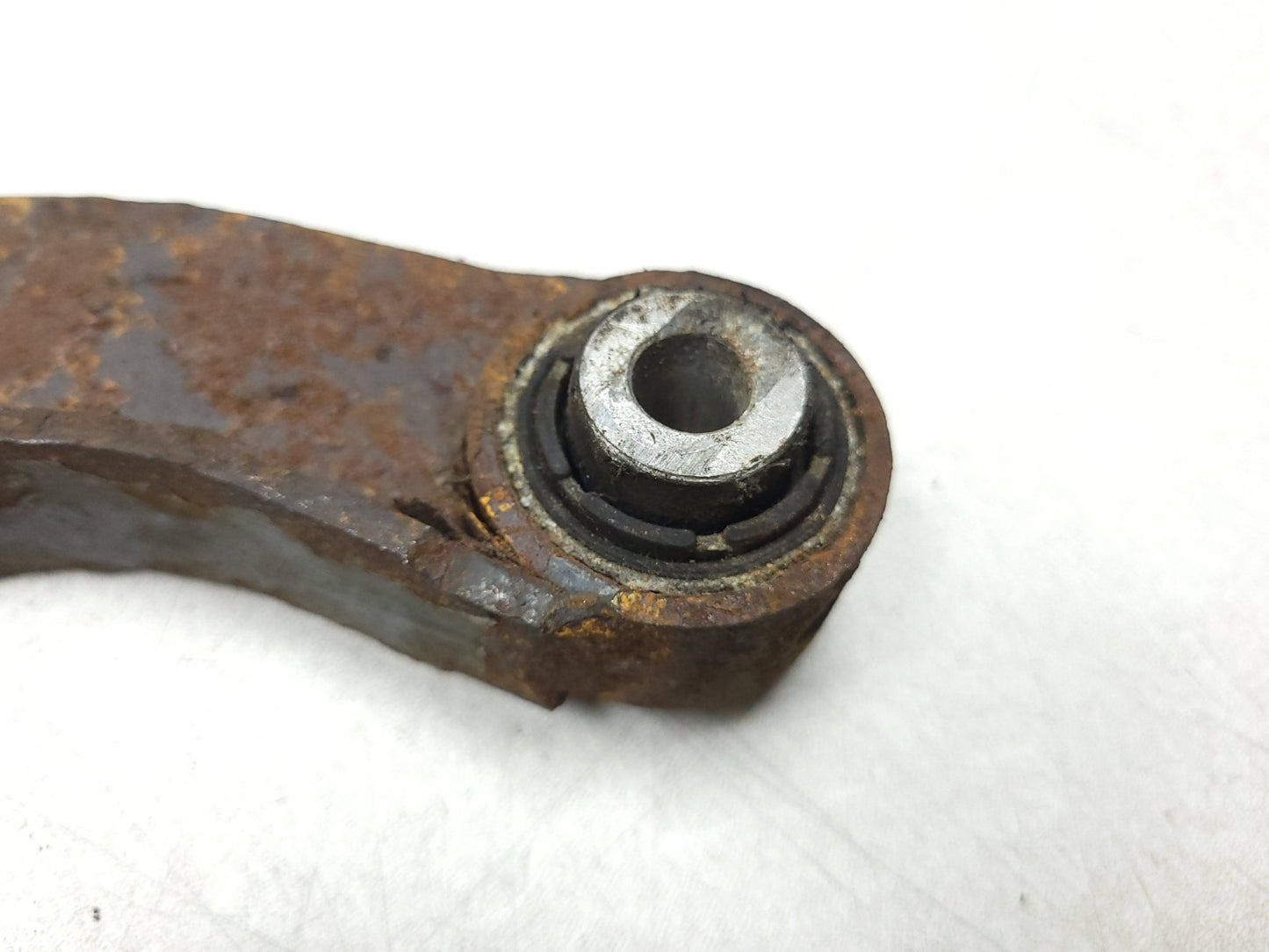 2006-2009 Volkswagen Jetta Golf Rear Upper Control Arm Pair OEM