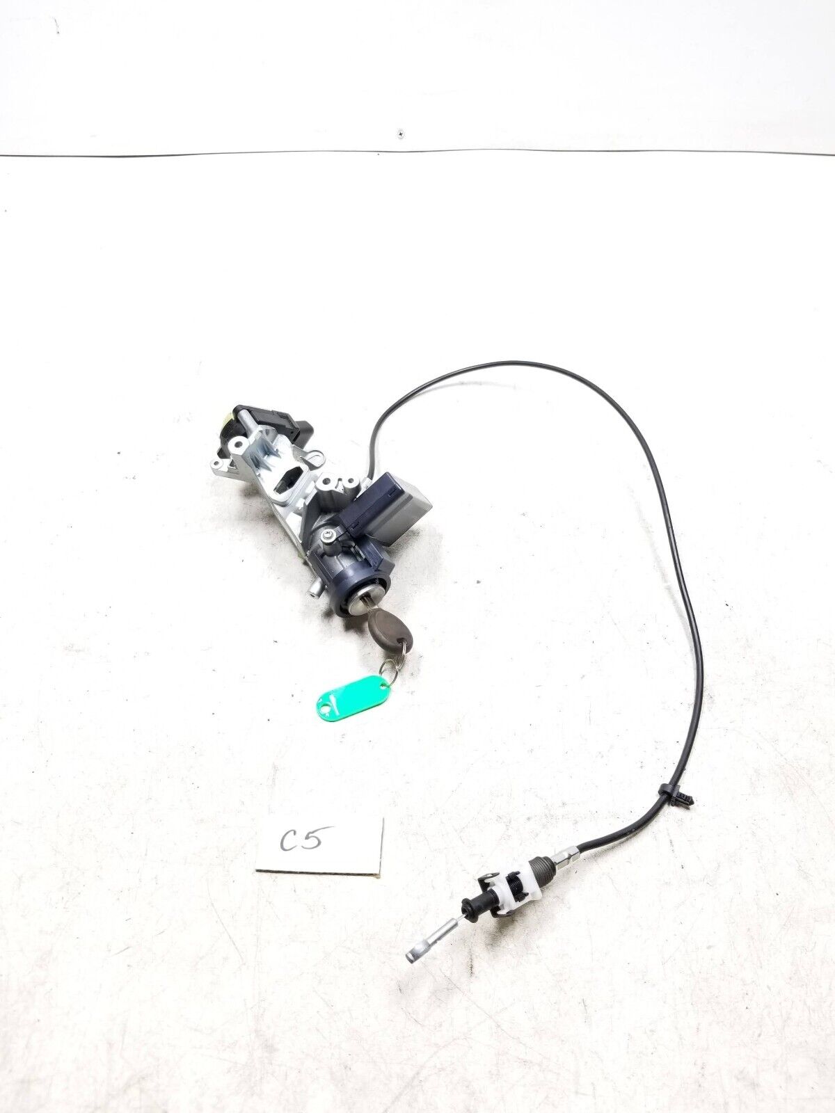 2009-2012 Dodge Caliber Sxt Ignition Lock W/ Key OEM