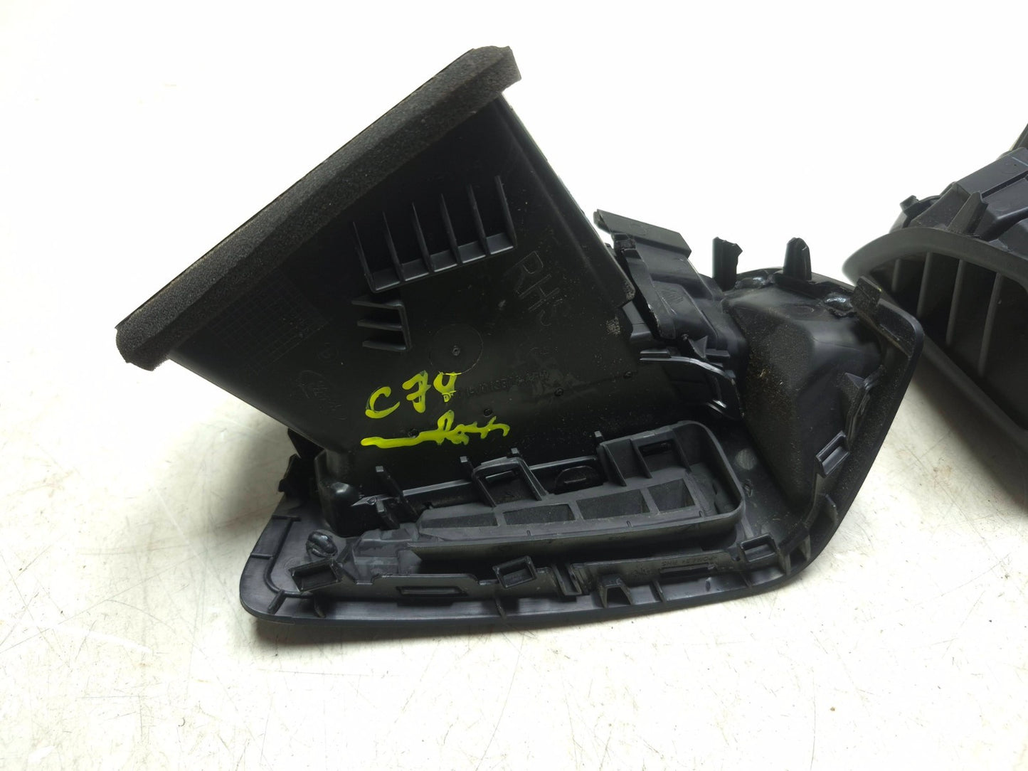 2016 Ford Transit Connect Dash Ac Heater Air Vent Left & Right OEM
