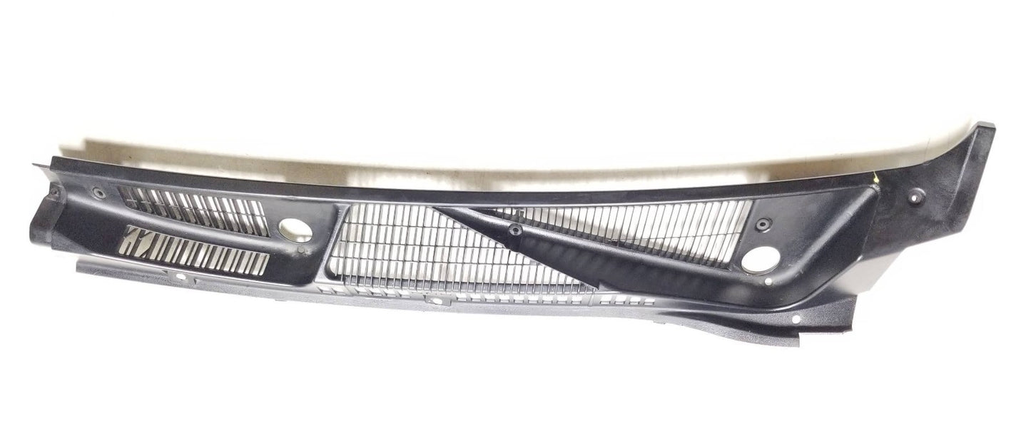 10 - 13 Ford Transit Connect Front Windshield Wiper Cowl Trim OEM