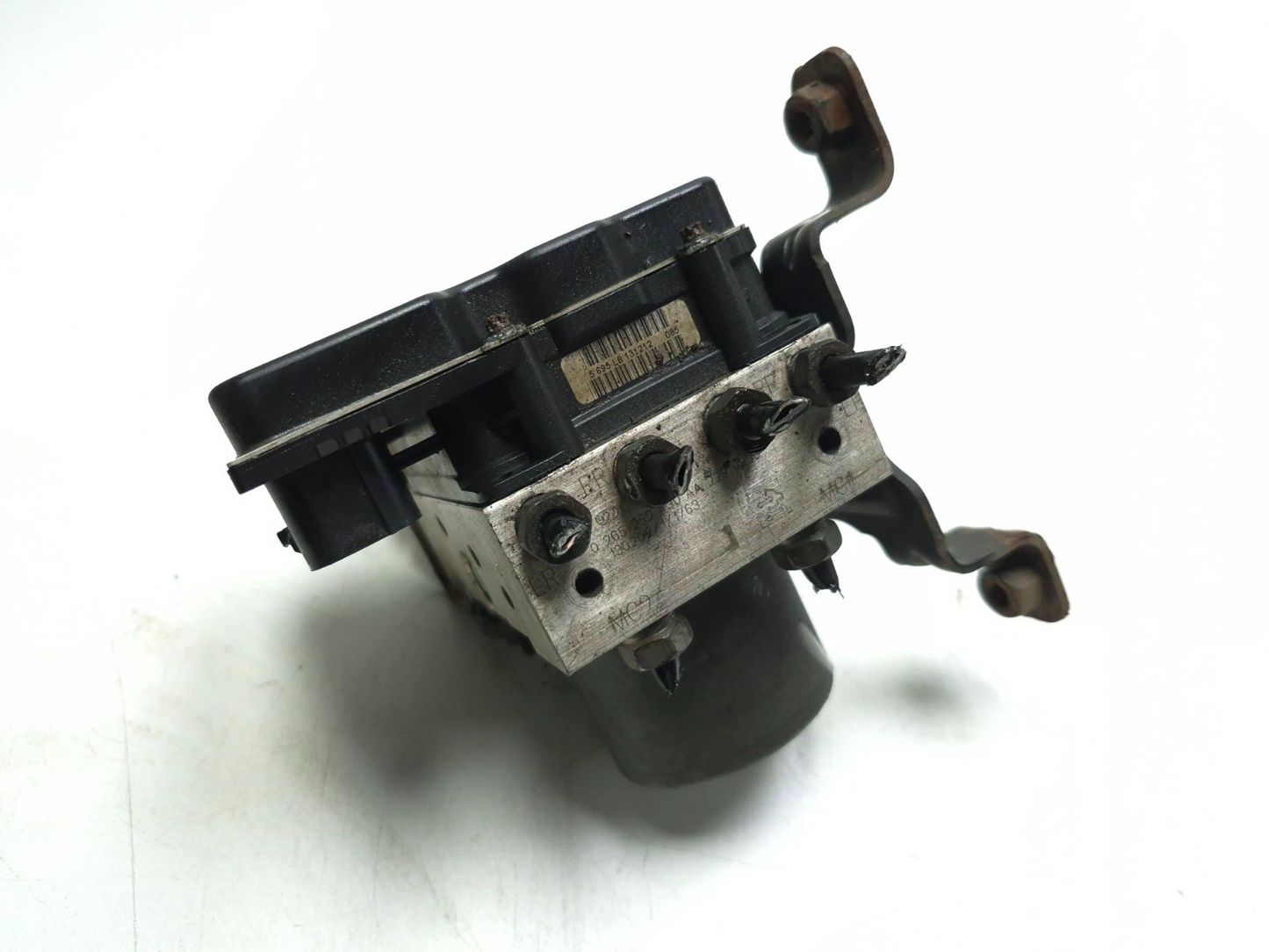 2013 Cadillac Escalade Esv Anti Lock Brake Pump Control Module OEM