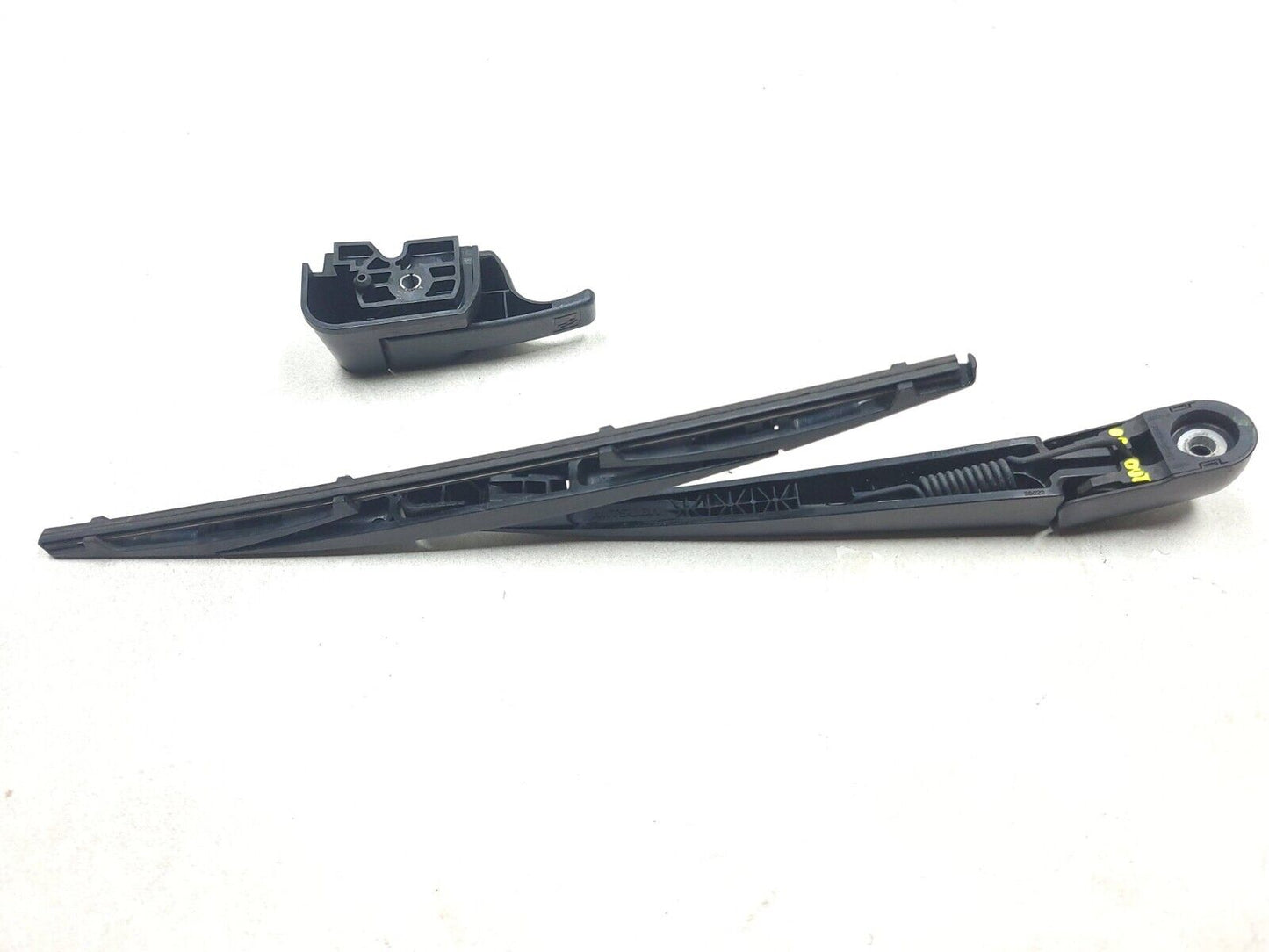 2007-2013 Mitsubishi Outlander Rear Wiper Arm OEM