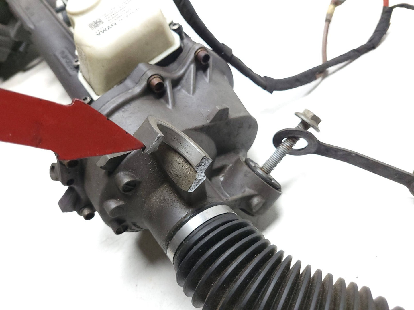 2011 VW Tiguan Steering Gear Rack & Pinion OEM *has Damage*