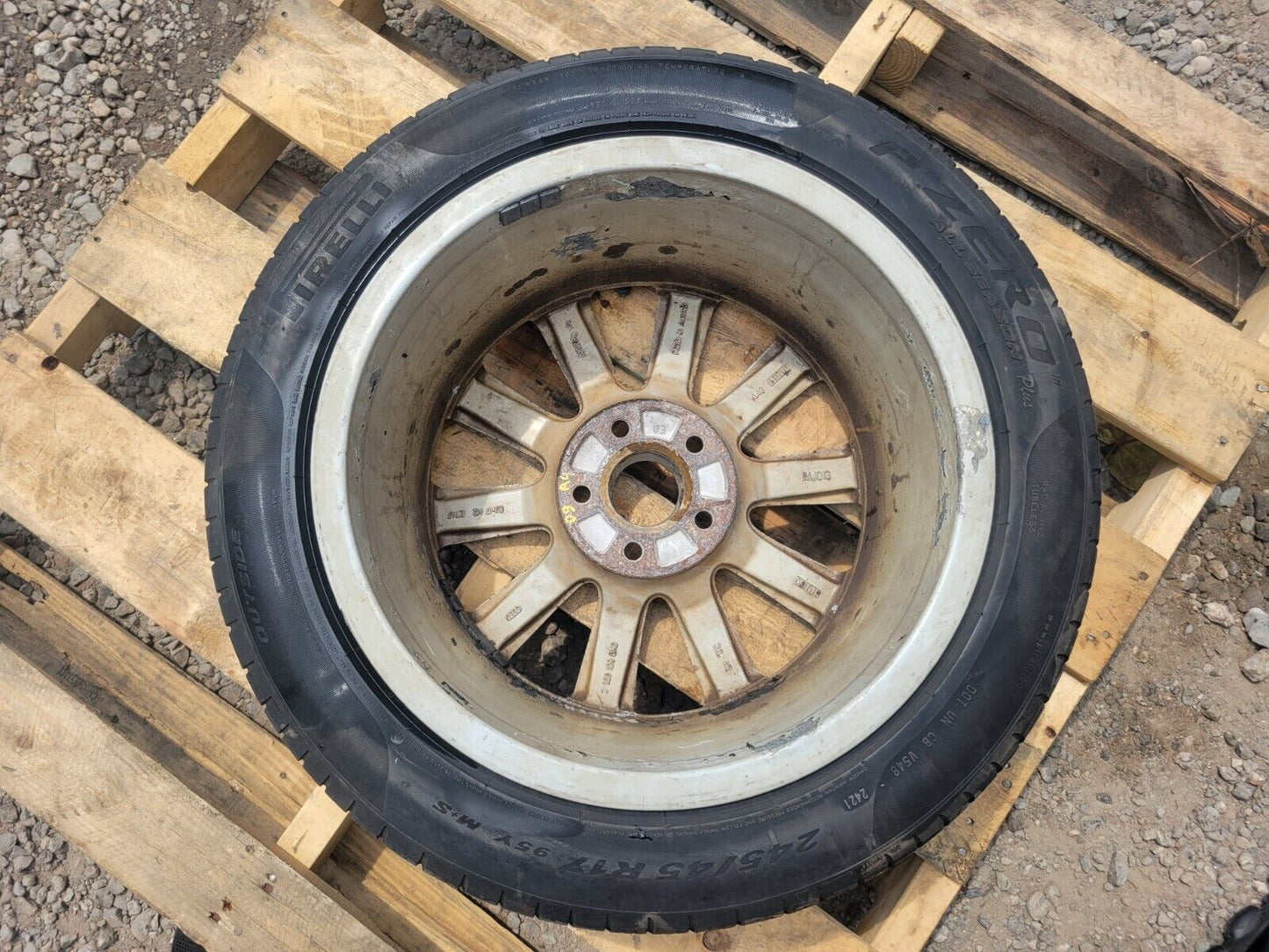 06-09 Audi A4 Wheel Rim W/ Tire Pirelli P Zero 245/45r17 Pair Two OEM