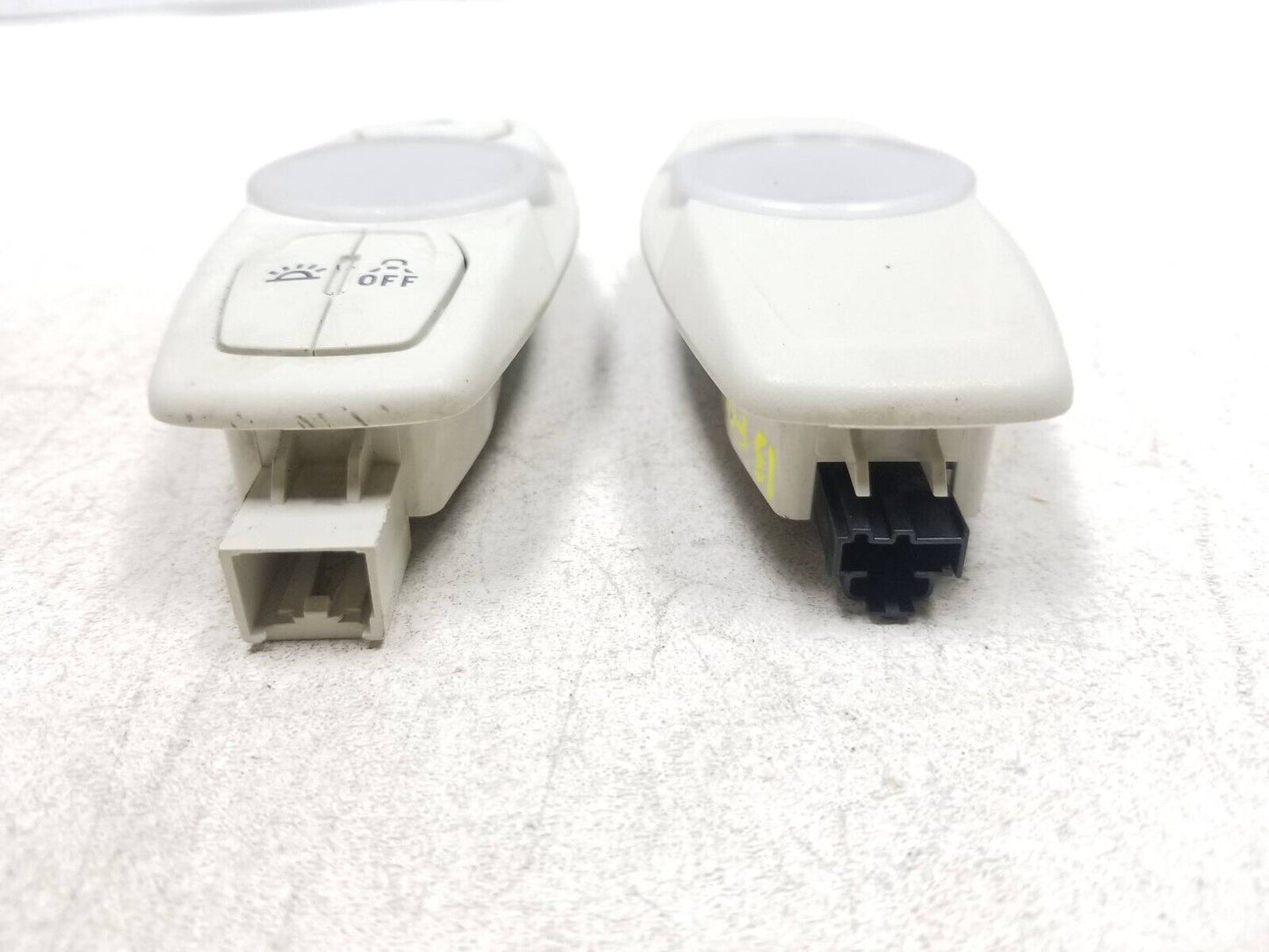 12 - 14 Ford Focus Overhead Dome Light Lamp Pair OEM