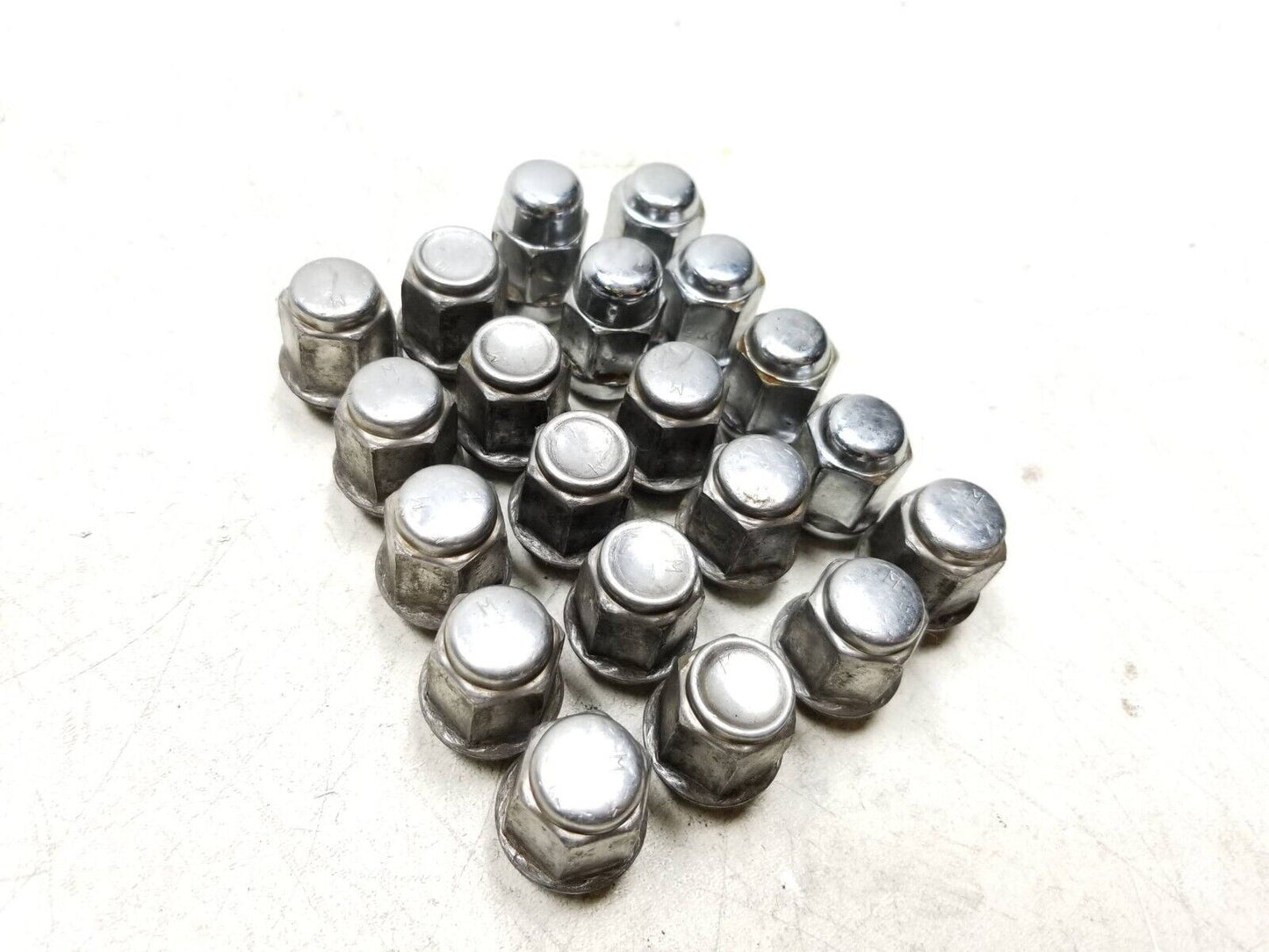11-15 Chrysler 200 Wheel Lug Nut 20pcs OEM 133k