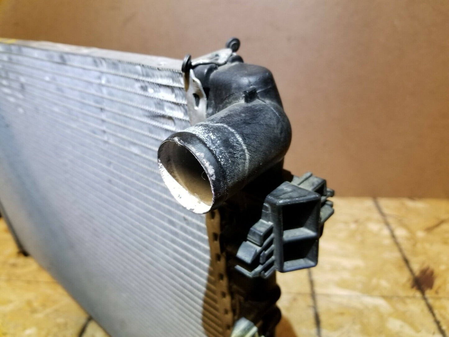 12 13 14 15 16 Dodge Journey Radiator 68038238aa OEM 54k