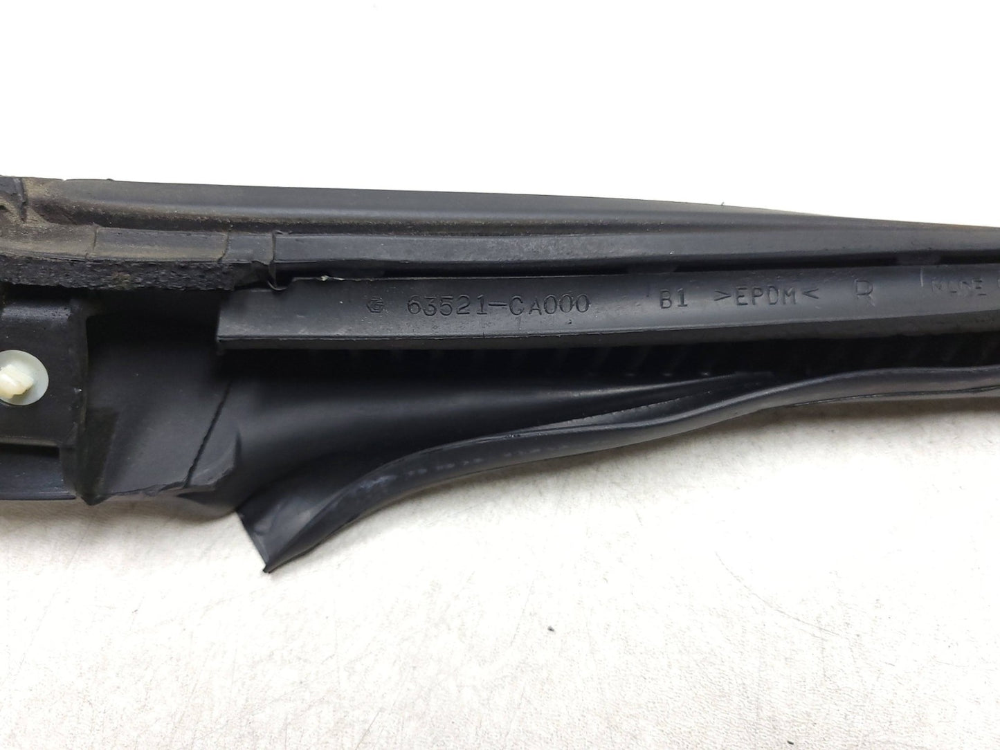 13 -16 Scion Fr-s Frs Door Upper Weatherstrip Seal Pasenger Side Right OEM