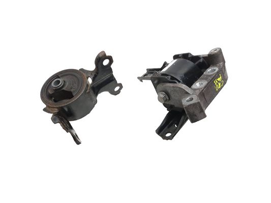 2010 Dodge Caliber Sxt Engine Mount 2pcs OEM