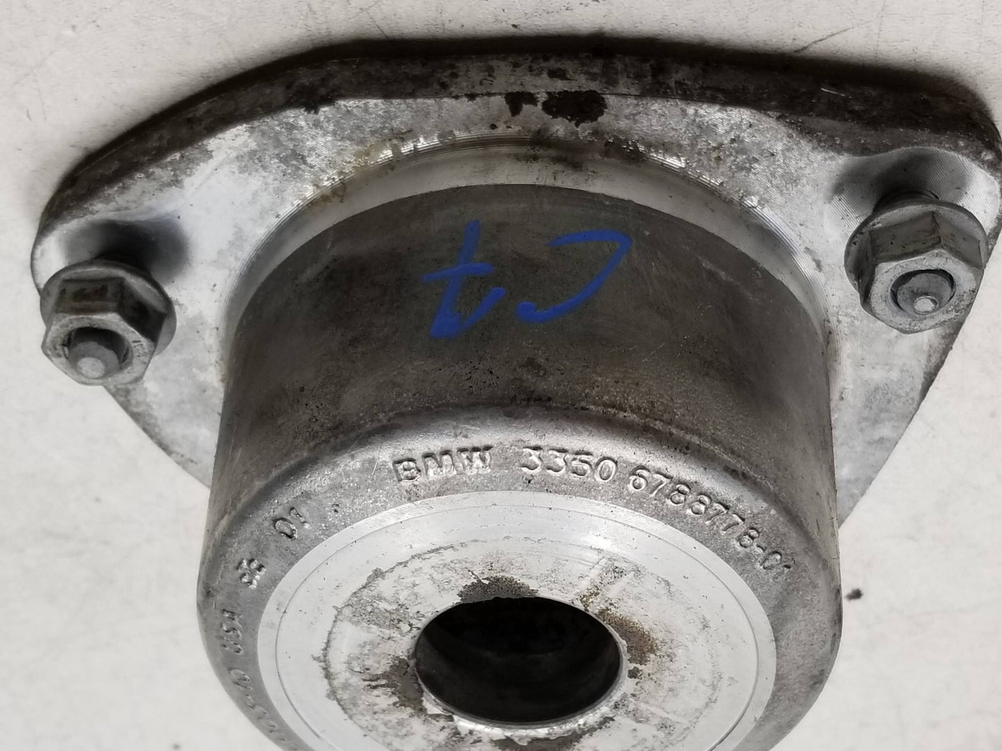 2007 - 2013 BMW X5 E70 Rear Shock Absorber Support OEM