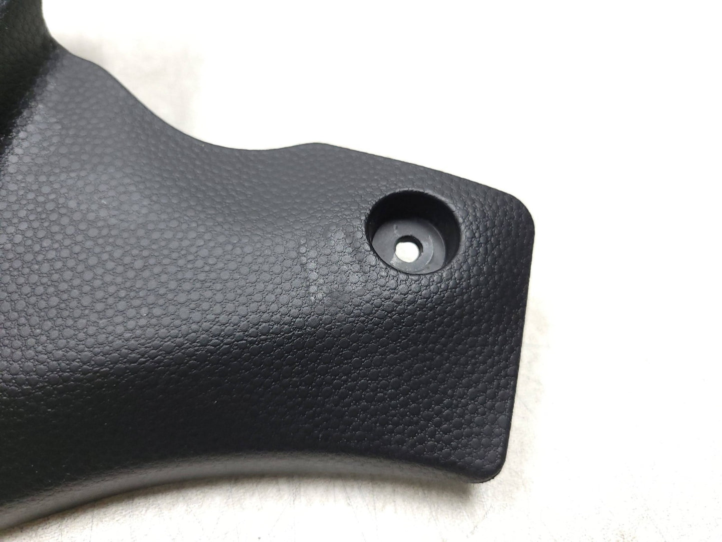 2014 - 2019 Kia Soul Seat Side Trim & knob Front Passenger Side Right OEM
