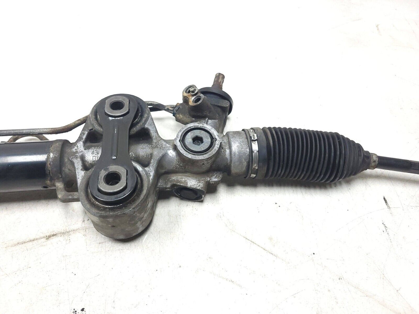 10-14 Chevrolet Suburban Power Steering Gear Rack & Pinion 5.3l OEM