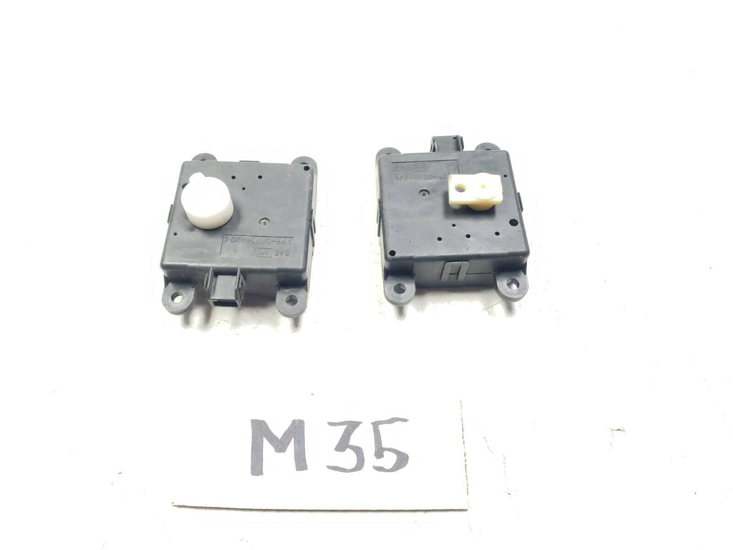 06 - 09 Infiniti M35 A/c Heater HVAC Flap Motor Actuator Pair OEM