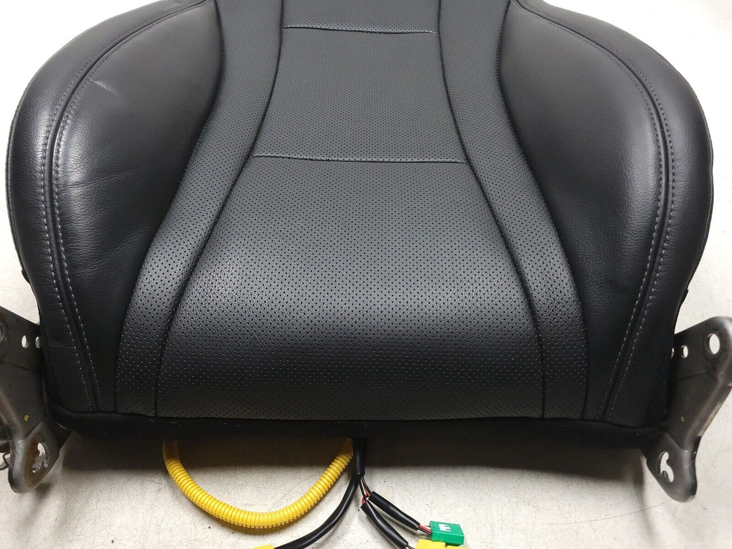 2014-2017 Hyundai Elantra Gt Front Seat Back Backrest Upper Passenger Right OEM