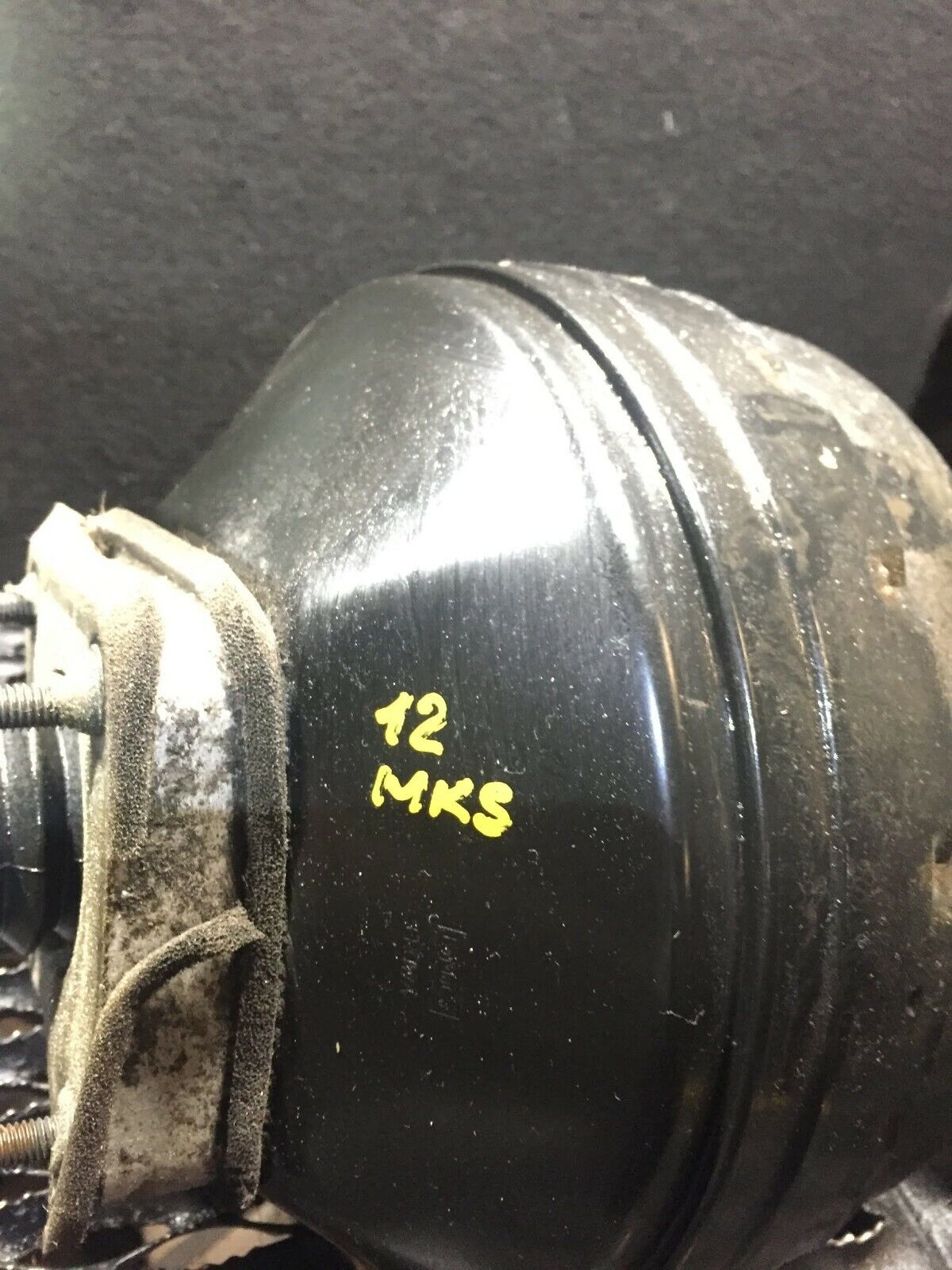 09 10 11 12 Lincoln MKS Power Brake Booster W/ Master Cylinder OEM D40