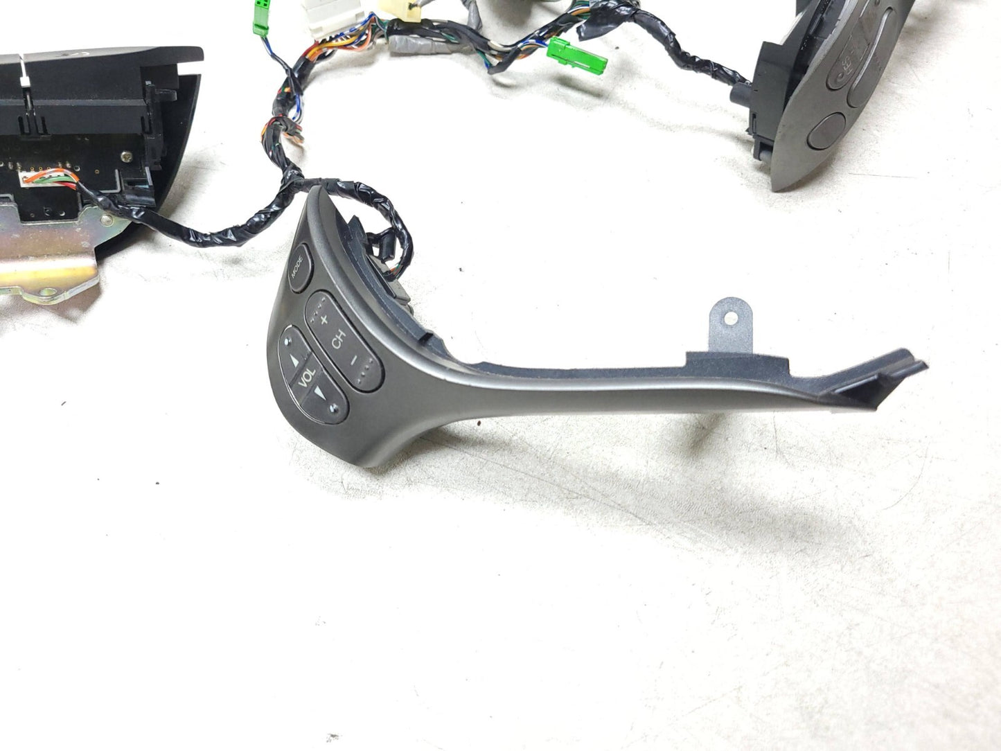2007 - 2008 Acura Tl Type-s Steering Wheel Cruise Switch Audio Volume OEM