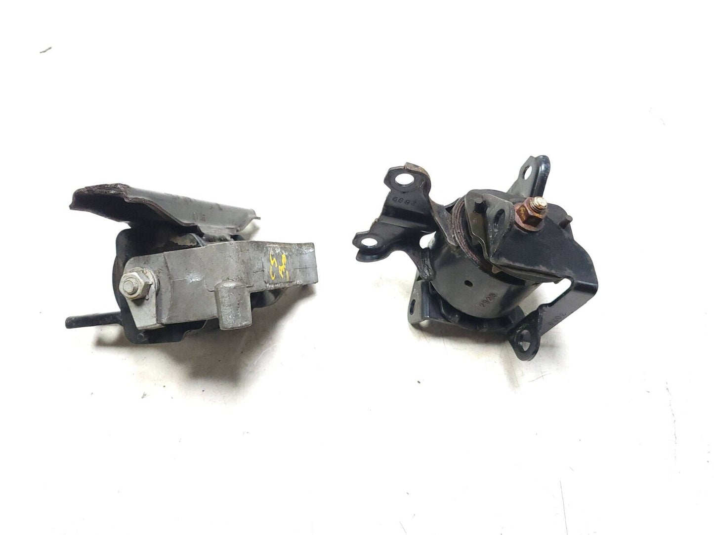 2007-2011 Dodge Caliber Engine Mount Pair OEM