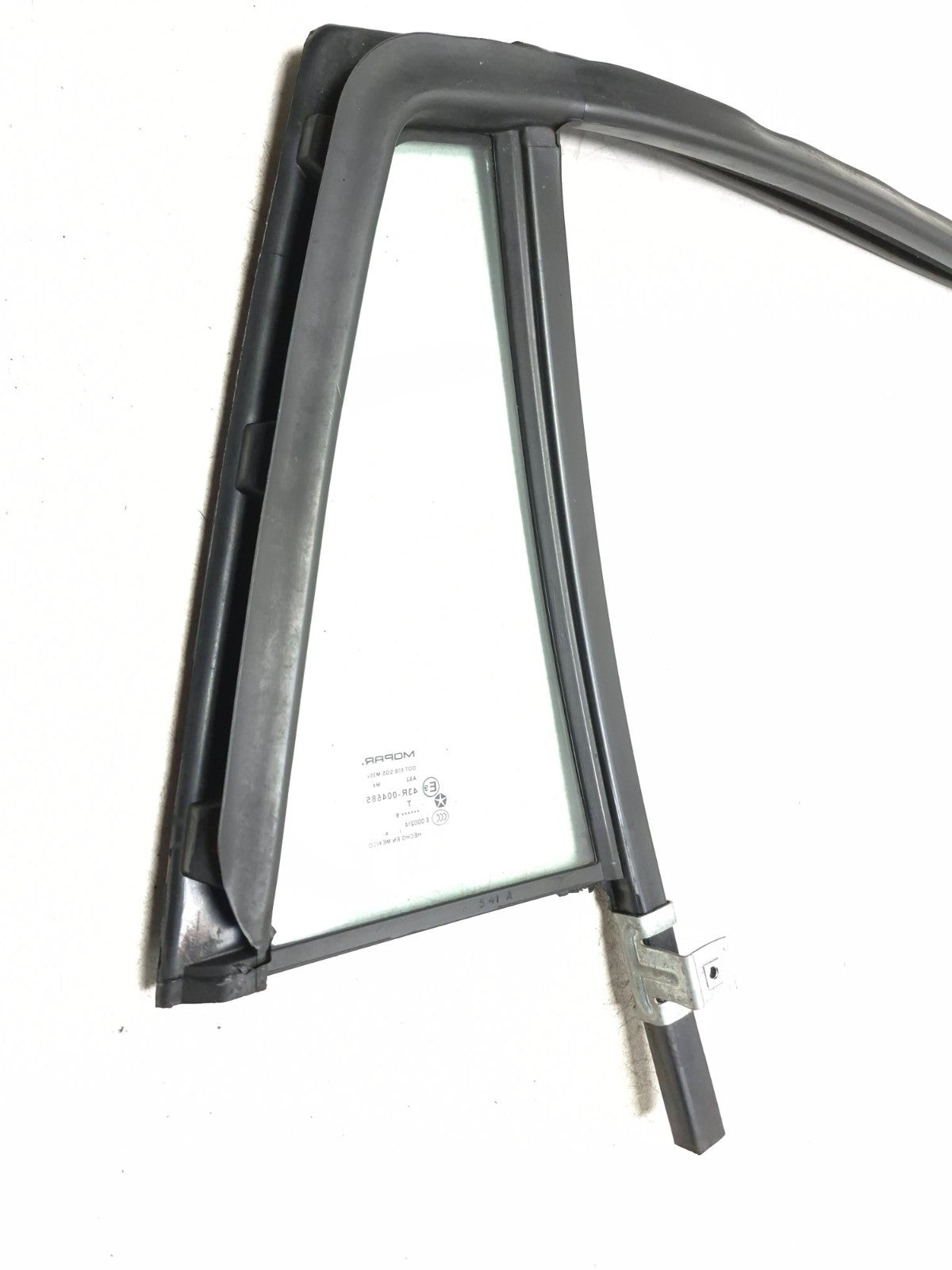 2010 Dodge Caliber Sxt Rear Door Vent Glass Driver Side Left OEM