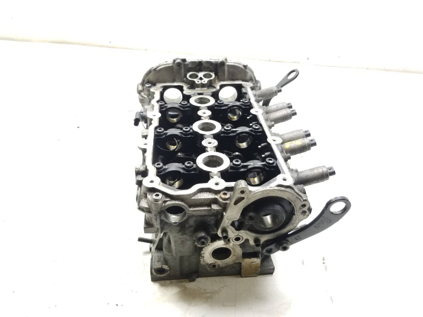 2009 - 2012 Audi Q5 3.2 Engine Cylinder Head Pair OEM