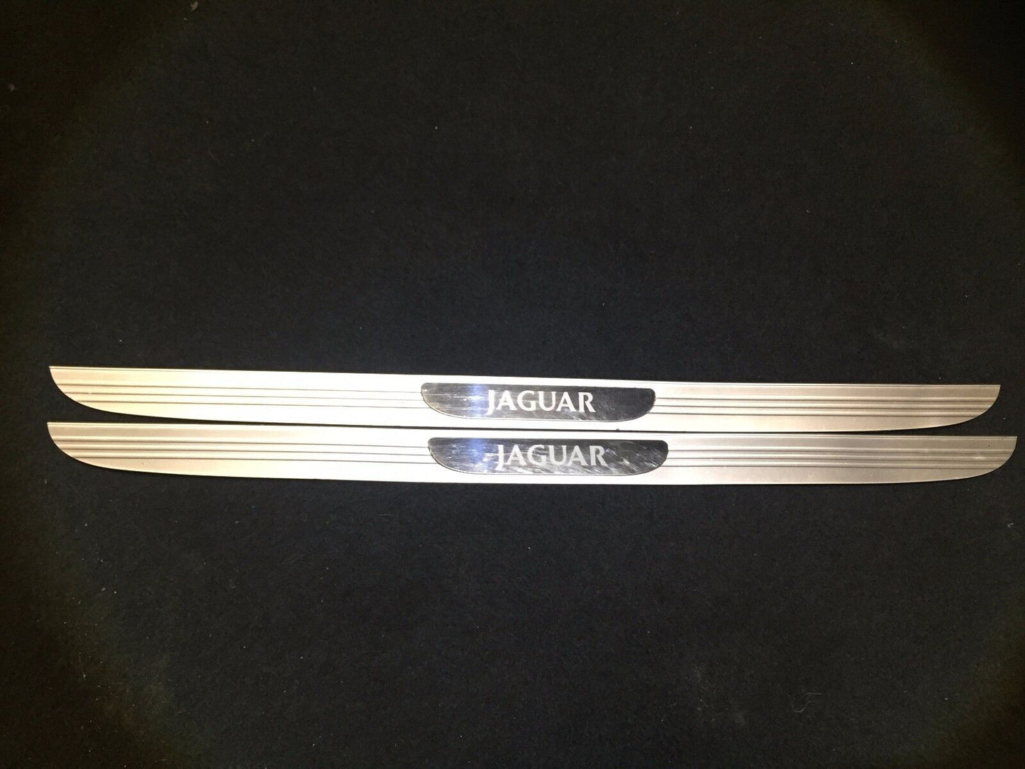 02-08 Jaguar X-type Front Door Step Sill Chrome Panel Molding 2pcs OEM