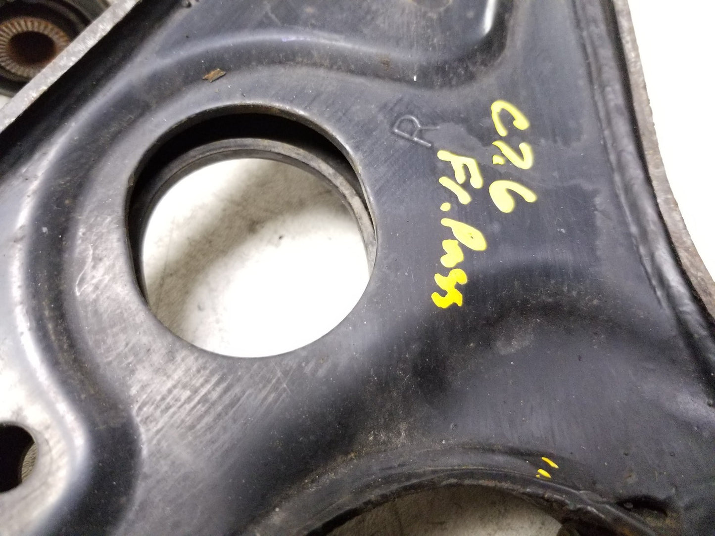 2014 - 2019 Kia Soul Front Lower Control Arm Left & Right OEM