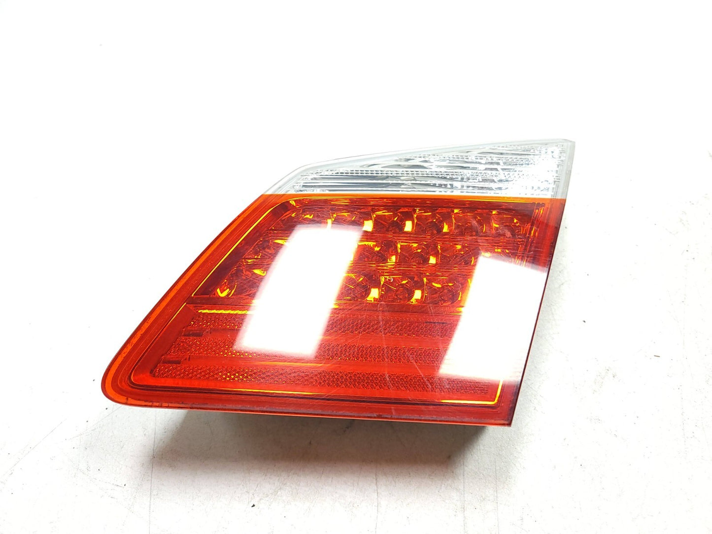 09-14 Hyundai Genesis Tail Light Inner Left & Right Pair OEM Sedan