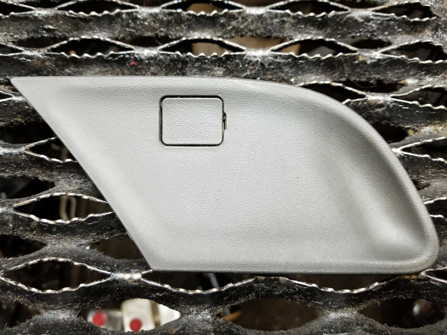 04 05 06 07 Infiniti QX56 Handle Inside Escutcheon Rear Right Pass Side OEM