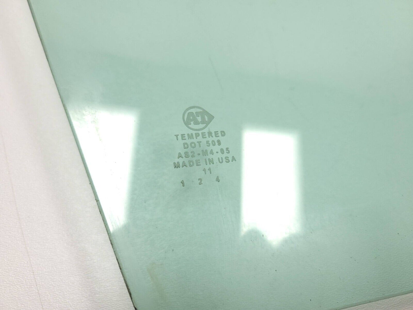 2007 - 2015 Mazda Cx-9 Door Window Glass Front Passenger Side Right OEM