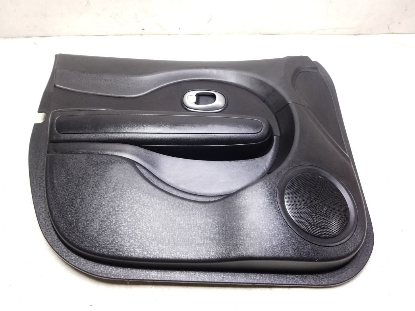 2014 - 2019 Kia Soul Door Panel Trim Front Driver Side Left OEM