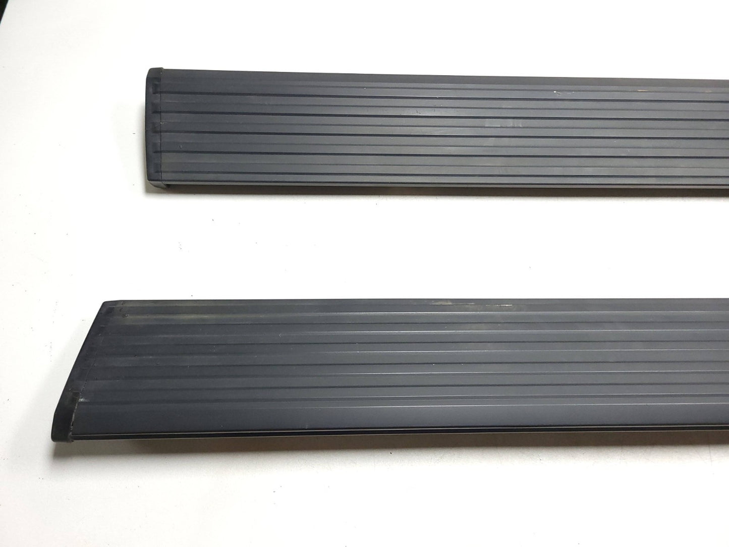 07-08 Lincoln Navigator Running Board Left & Right Pair OEM