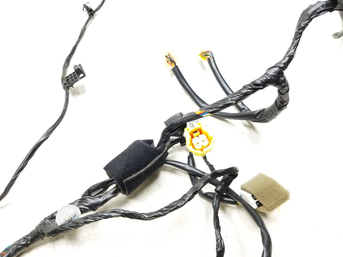 09 - 12 Hyundai Genesis Coupe Door Wire Harness Driver Side Left OEM