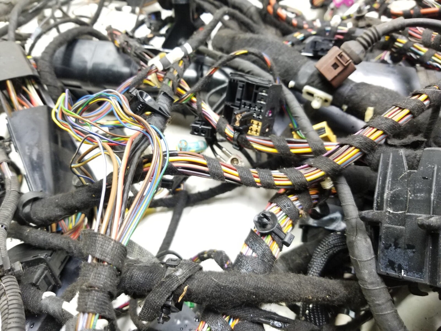 2009 - 2012 Audi Q5 Interior Wire Harness OEM
