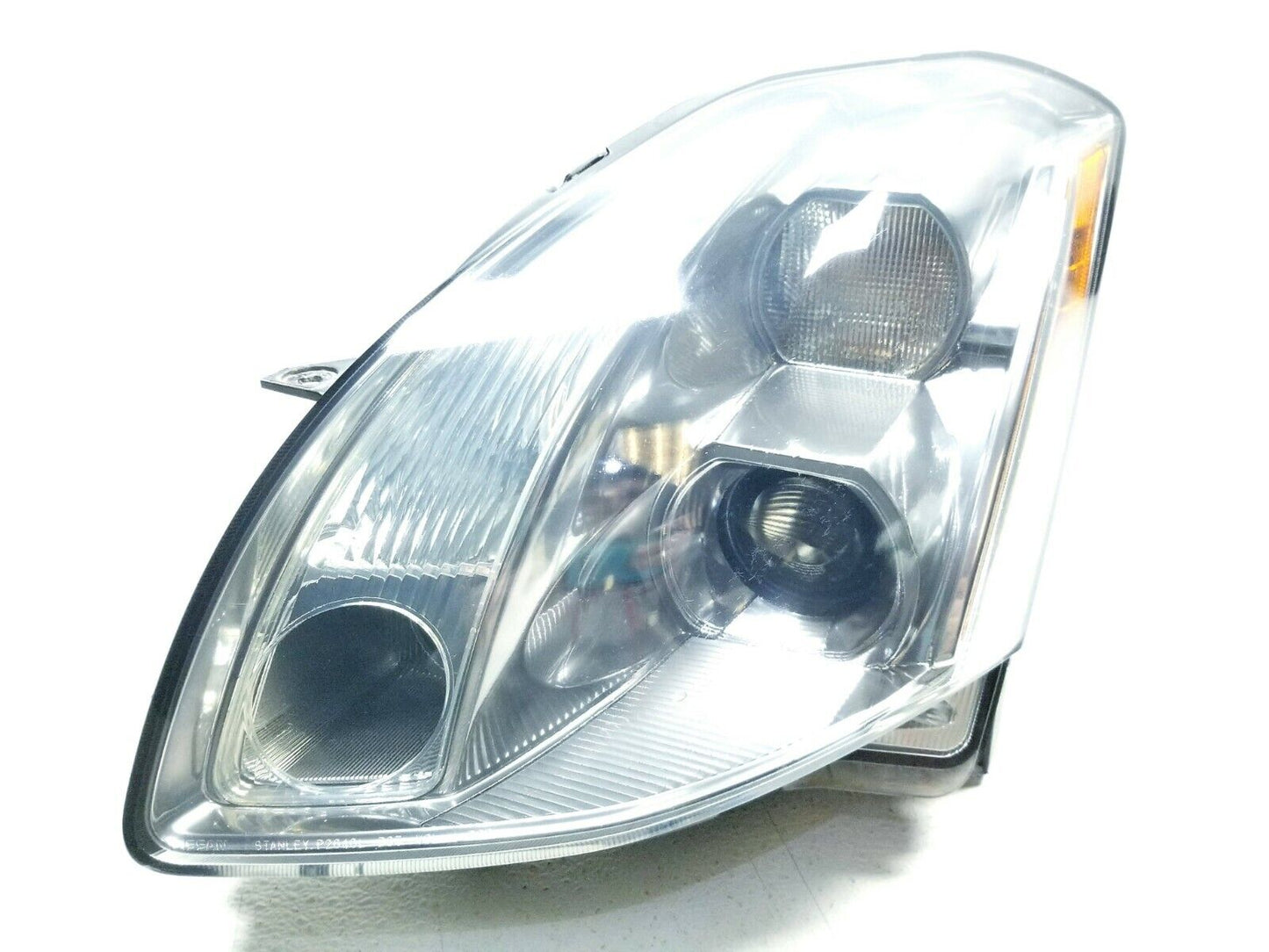 04-06 Nissan Maxima Headlight Driver Left Side Xenon OEM 110k