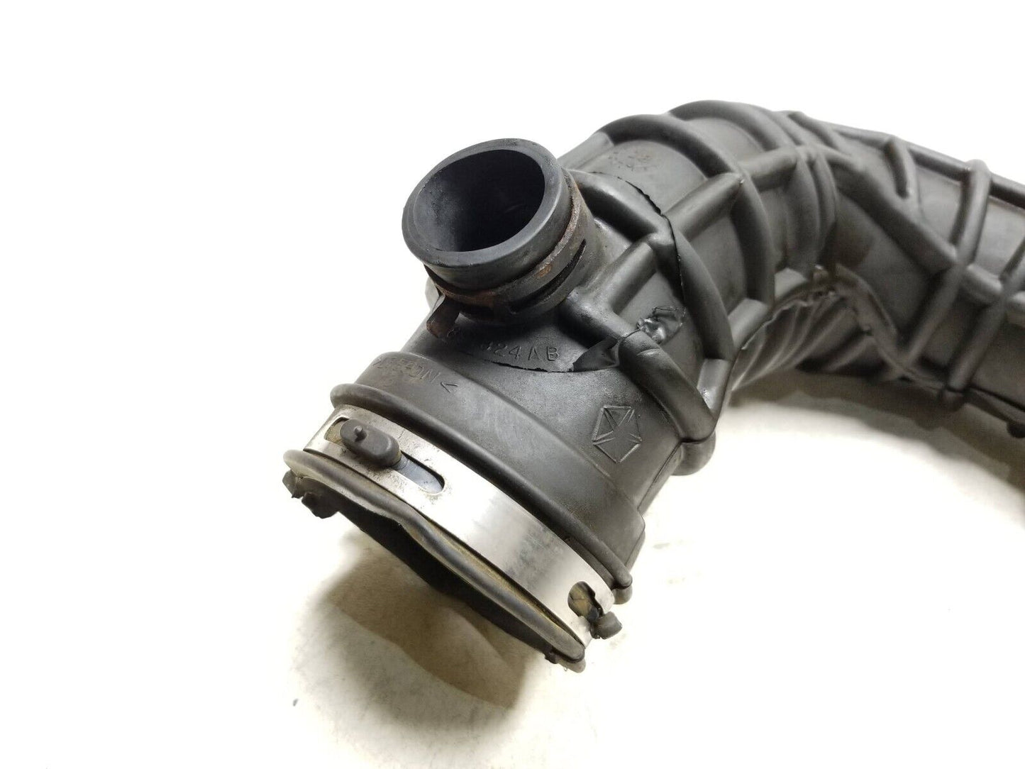 11-14 Chrysler 200 Air Intake Duct Pipe OEM 133k